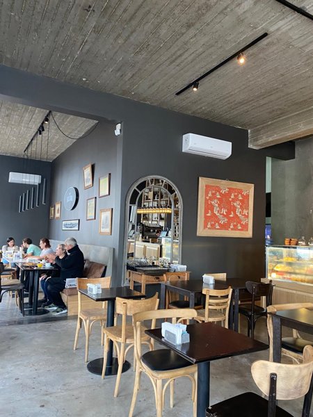 Café Bolívar · El salón