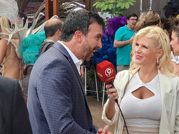 Carnaval de Gualeguaychú · Entrevista · 01