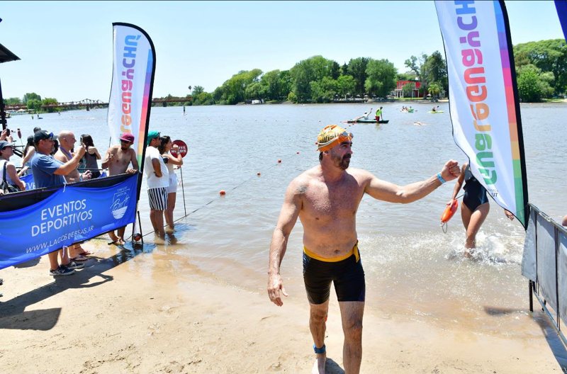Llegada de la prueba de natación