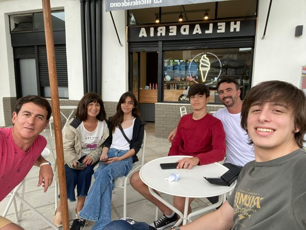 La Montevideana · Un momento compartido en el local