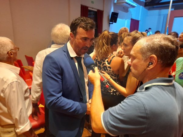 Política y gestión · Diálogo con la prensa